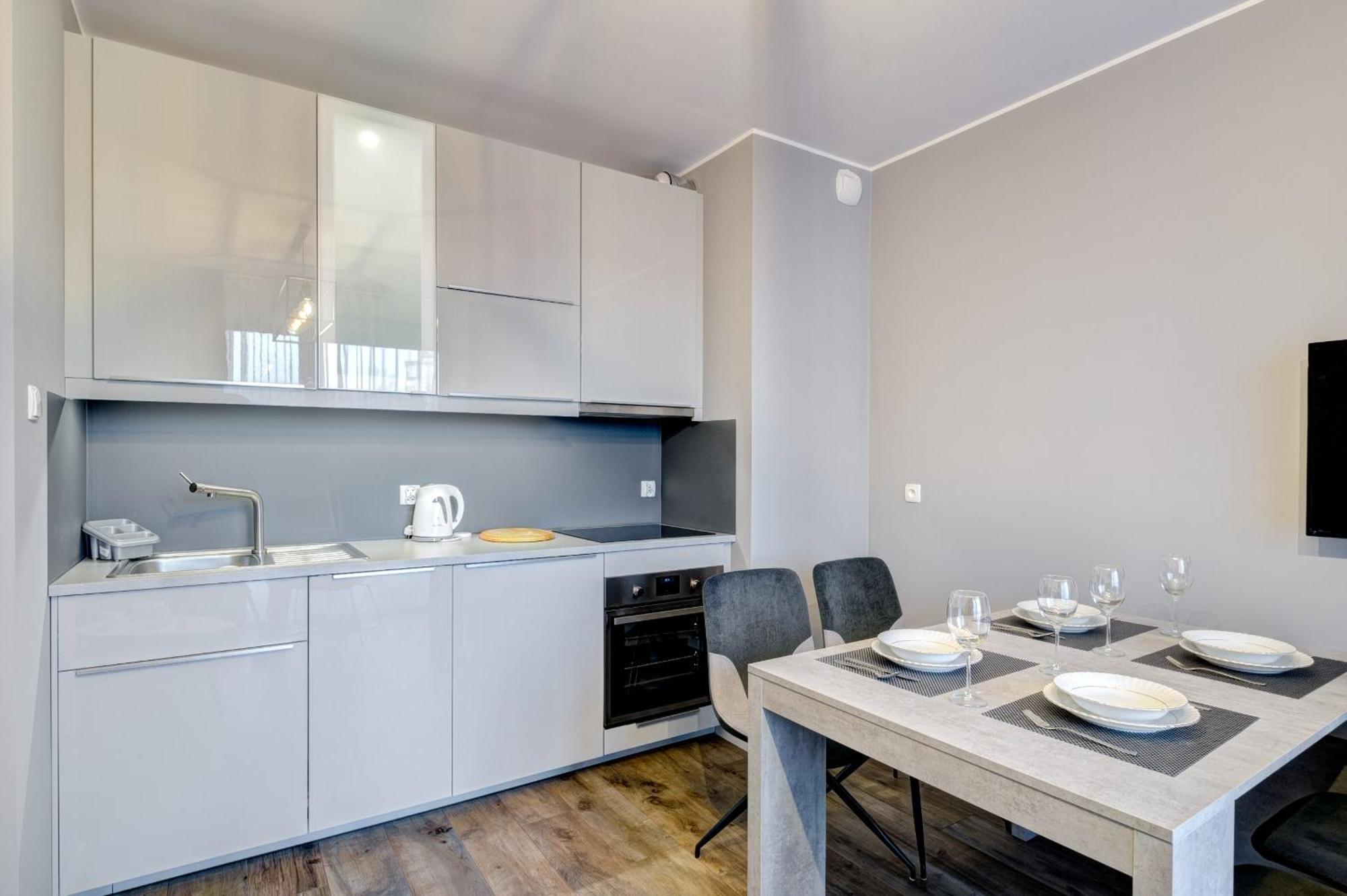 Dom & House - Apartments Nowa Motlawa グダニスク エクステリア 写真